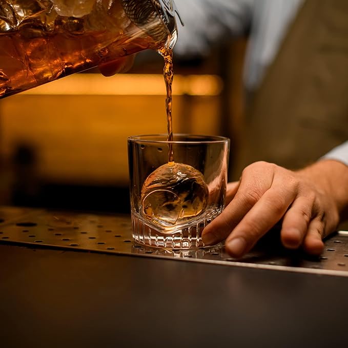 Samuelworld Large Silicone Premium Ice Trays, 2 Inches Big Cubes & 2.5 Inches Sphere Ice Molds - BPA Free, Craft Ice Maker for Gifting, Easy Release - Grey(With Ice Bag)