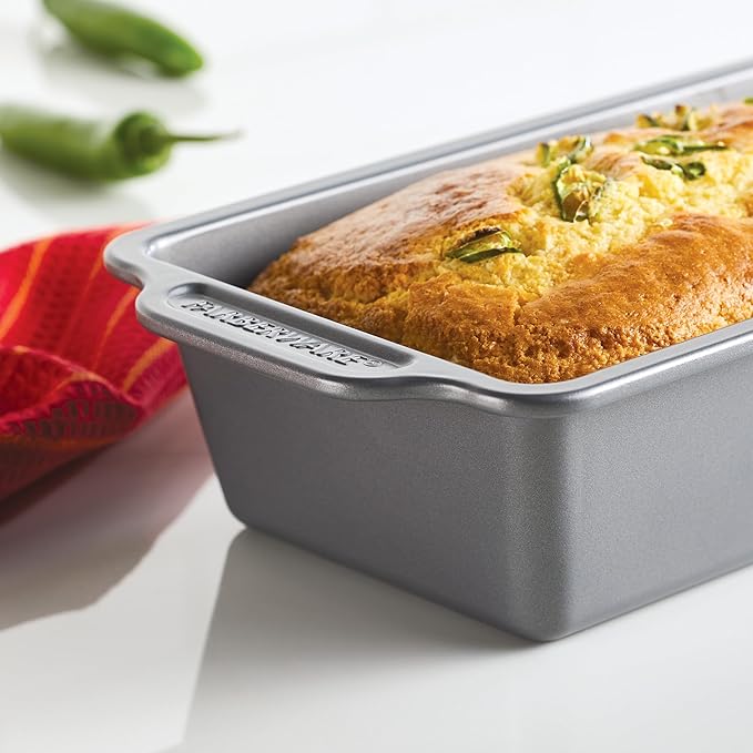 Farberware Bakeware Nonstick Baking Pans with Baking Sheets, Cake Pans, Meatloaf/Bread Pan, and Muffin Pan, 7 Piece Bakeware Set - Gray