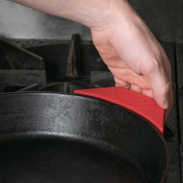 Lodge Silicone Assist Handle Holder - Dishwasher Safe Hot Holder Designed for Traditional Lodge Cast Iron Dual Handle Products - Reusable Heat Protection Up to 450° - Red (Pack of 2)