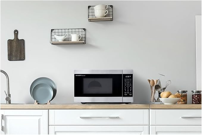 SHARP Countertop Microwave Oven with Removable 10.6" Carousel Turntable, 900 Watt, 0.9 Cubic Feet, Stainless Steel