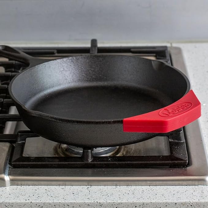 Lodge Silicone Assist Handle Holder - Dishwasher Safe Hot Handle Holder Designed for Traditional Lodge Cast Iron Dual Handle Products - Reusable Heat Protection Up to 450° - Red