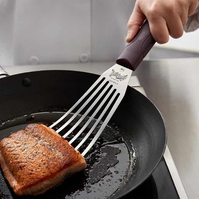 Mercer Culinary Hell's Handle Fish Turner/Spatula, 3 Inch x 6 Inch