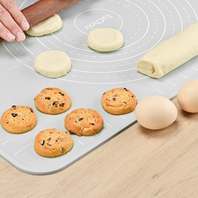 Silicone Pastry Mat 20"*16" Extra Thick Non Stick Baking Mat Food Grade Silicone Dough Rolling Bake Mat with Edge Heightening Light Grey
