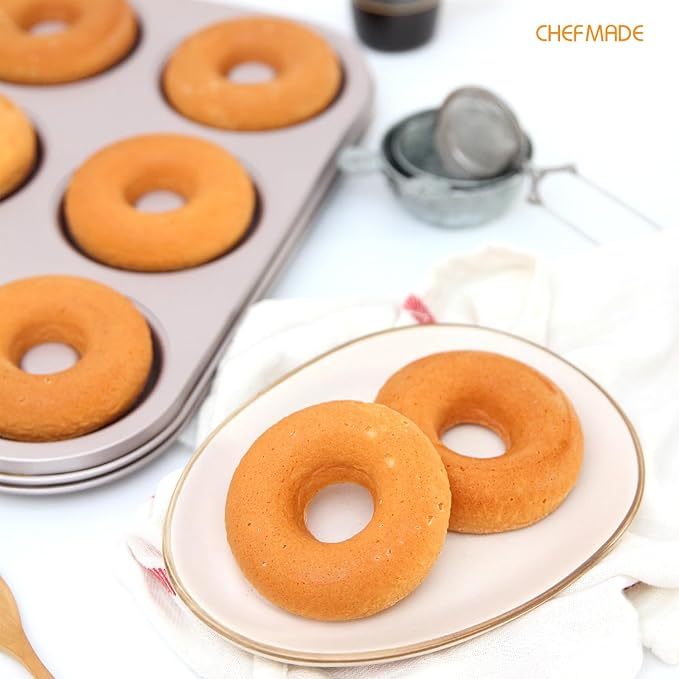 CHEFMADE Donut Mold Cake Pan, 6-Cavity Non-Stick Ring Doughnut Bakeware for Oven Baking (Champagne Gold)