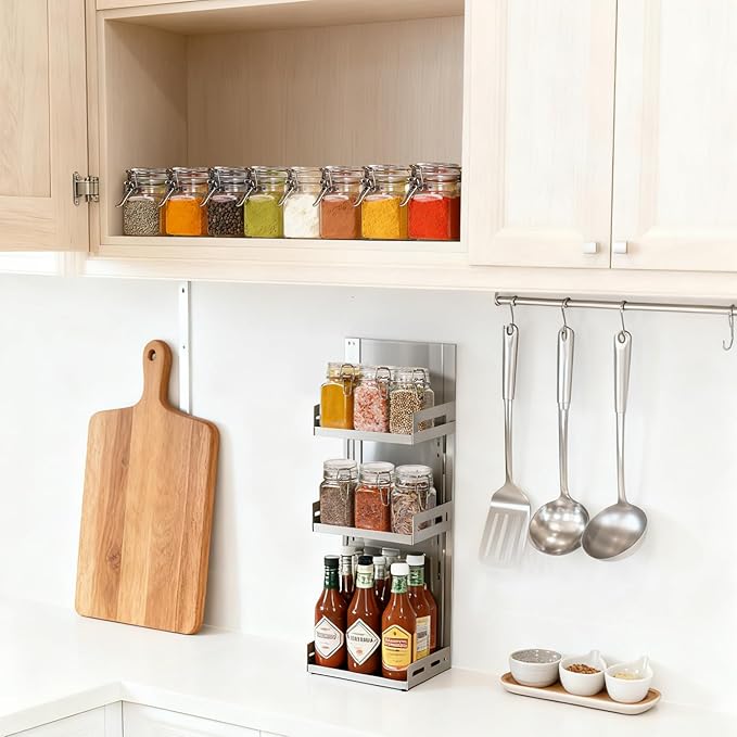ComSaf Set of 6 Square Glass Spice Jars with Airtight Lids (4 Oz), Mini Favor Jars with Wire Clamp for Honey, Herbs & Farmhouse Kitchen Pantry Organization, with Funnel & Labels