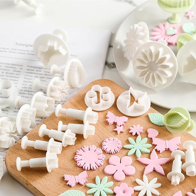 1 Set Heart Shape Fondant Flower Cutter,White Flower Plunger Cookie Cutter, Cake Decorating Tools,Dessert And Candy Sculpting Tools,White Baking Accessories