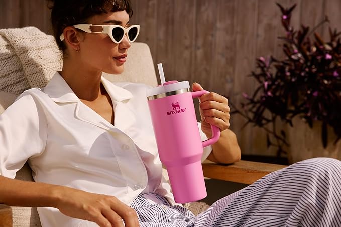 STANLEY Quencher H2.0 Tumbler with Handle and Straw 30 oz | Flowstate 3-Position Lid | Cup Holder Compatible for Travel | Insulated Stainless Steel Cup | BPA-Free | Peach Rose