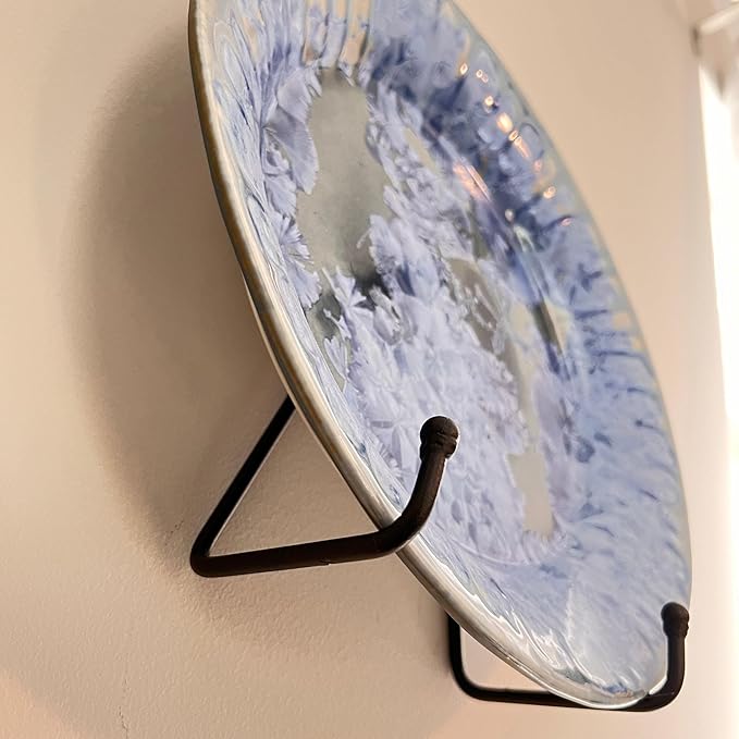 Milltown Merchants™ Metal Display Stand - Free Standing or Wall Mounted Decorative Plate Holder - Versatile Plate Hanger Stand - Black Metal Plate Stand (4 Pack, Medium)