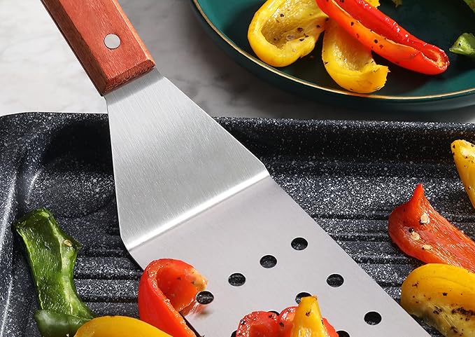 New Star Foodservice 36312 Wood Handle Flexible Grill Turner/Spatula, 14.5-Inch, Perforated