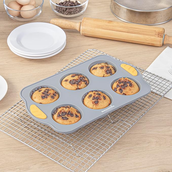 Restaurantware Silicone Baking Molds Pack of 40 Non-Stick Muffin Molds with Handles 6 Compartments, Oven-Friendly Dishwashable Freezer-Friendly Heat-Resistant Gray Silicone Cupcake Muffin Pans