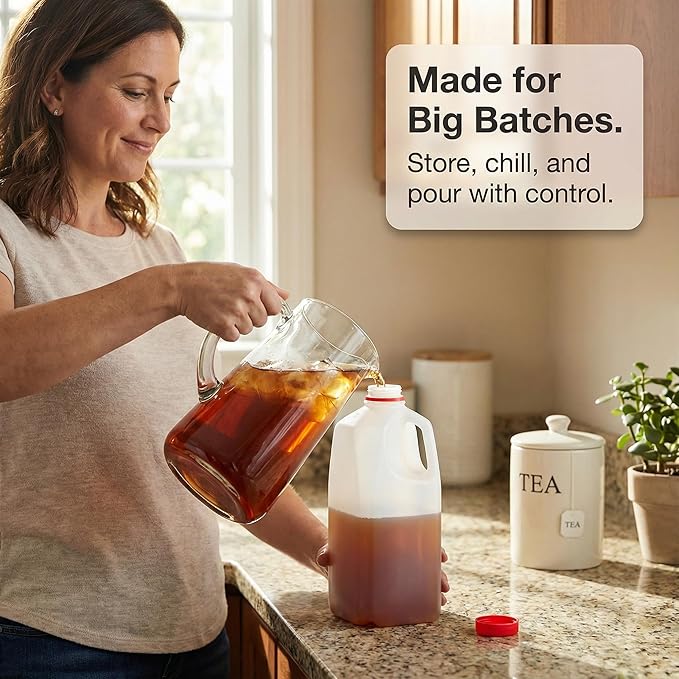 KitchenDine Plastic Milk Bottles, 64 Oz HDPE Material, Juice Bottles with Red Tamper-Evident Caps, Set of 6, Clear bottle with Red cover (6)