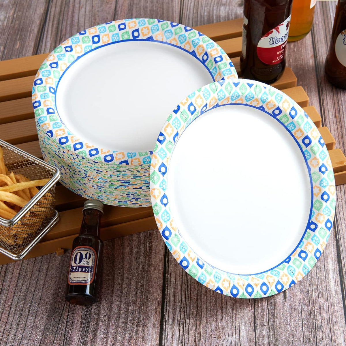 MUCHII 8.375 Inch Paper Plates, 288 Count Disposable Plates, Soak Proof and Cut, Ideal for Family Gatherings, Parties, Picnic
