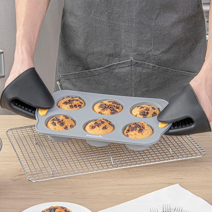 Restaurantware Silicone Baking Molds Pack of 40 Non-Stick Muffin Molds with Handles 6 Compartments, Oven-Friendly Dishwashable Freezer-Friendly Heat-Resistant Gray Silicone Cupcake Muffin Pans