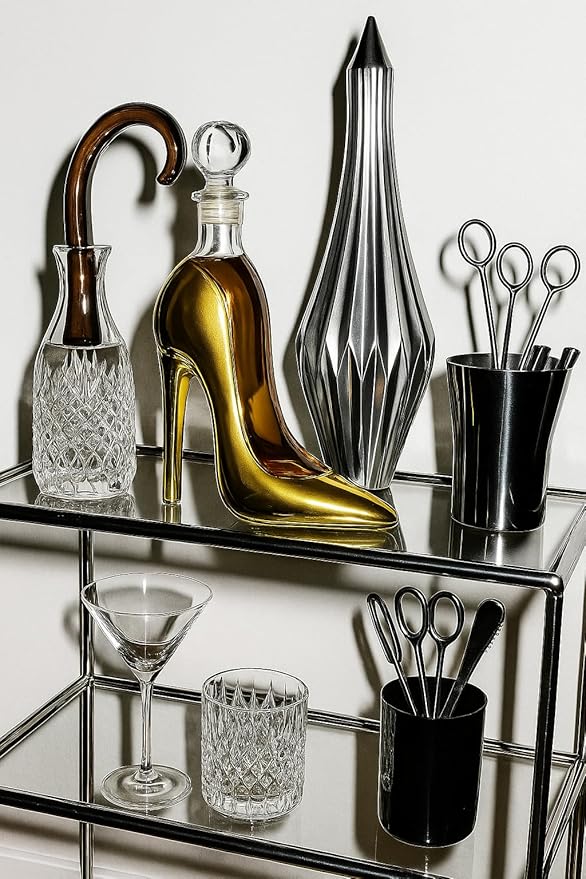 Gold Heel Stiletto High Heels Shape Decanter Whiskey and Wine Decanter with Stopper - High Heel Bottle for Wine Liquor Bourbon Tequila, Elegant Decanter Gifts for Women - Copyright Design