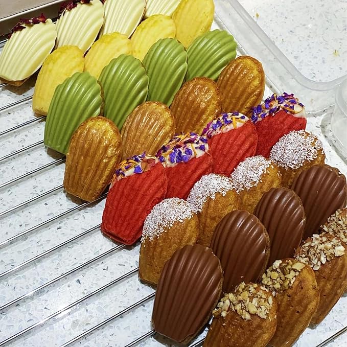 Silicone Madeleine Pan, Set of 2, Nonstick Madeleine Baking Pan, 20 Cavity Shell Shaped Molds for Cake, Cookie, Chocolate, Dessert, Mousse, Brownie, Bread