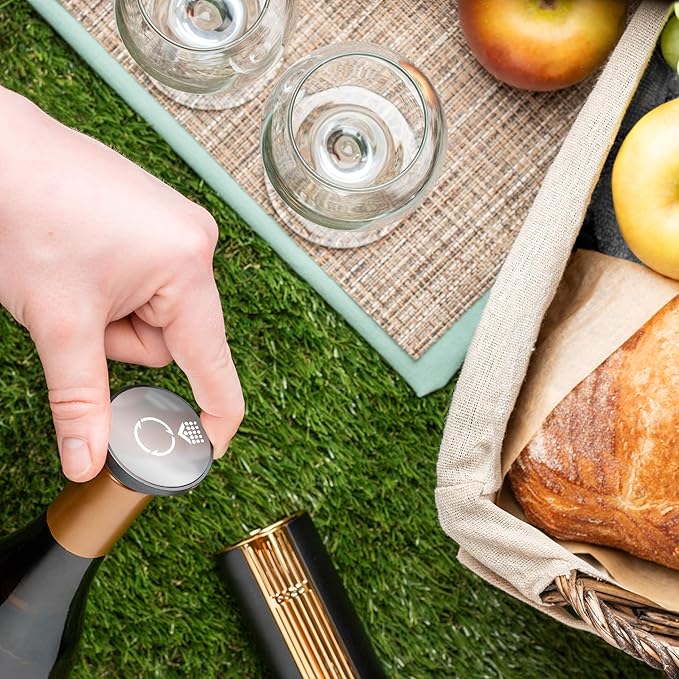 Levare - Electric Wine Bottle Opener, Rechargeable Automatic Cork Remover with USB Charging Base and Foil Cutter, Lithium Battery Powered, Ideal Gift for Wine Enthusiasts, Housewarmings, and Weddings