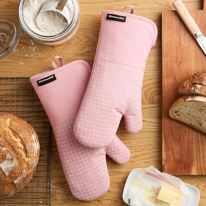 KITCHENAID Gourmet Series Gridlines Oven Mitts 2-Pack Set, Heat Resistant up to 600°F, Soft Silicone Grip, Magnetic Cuff, Dried Rose, 7"x14"